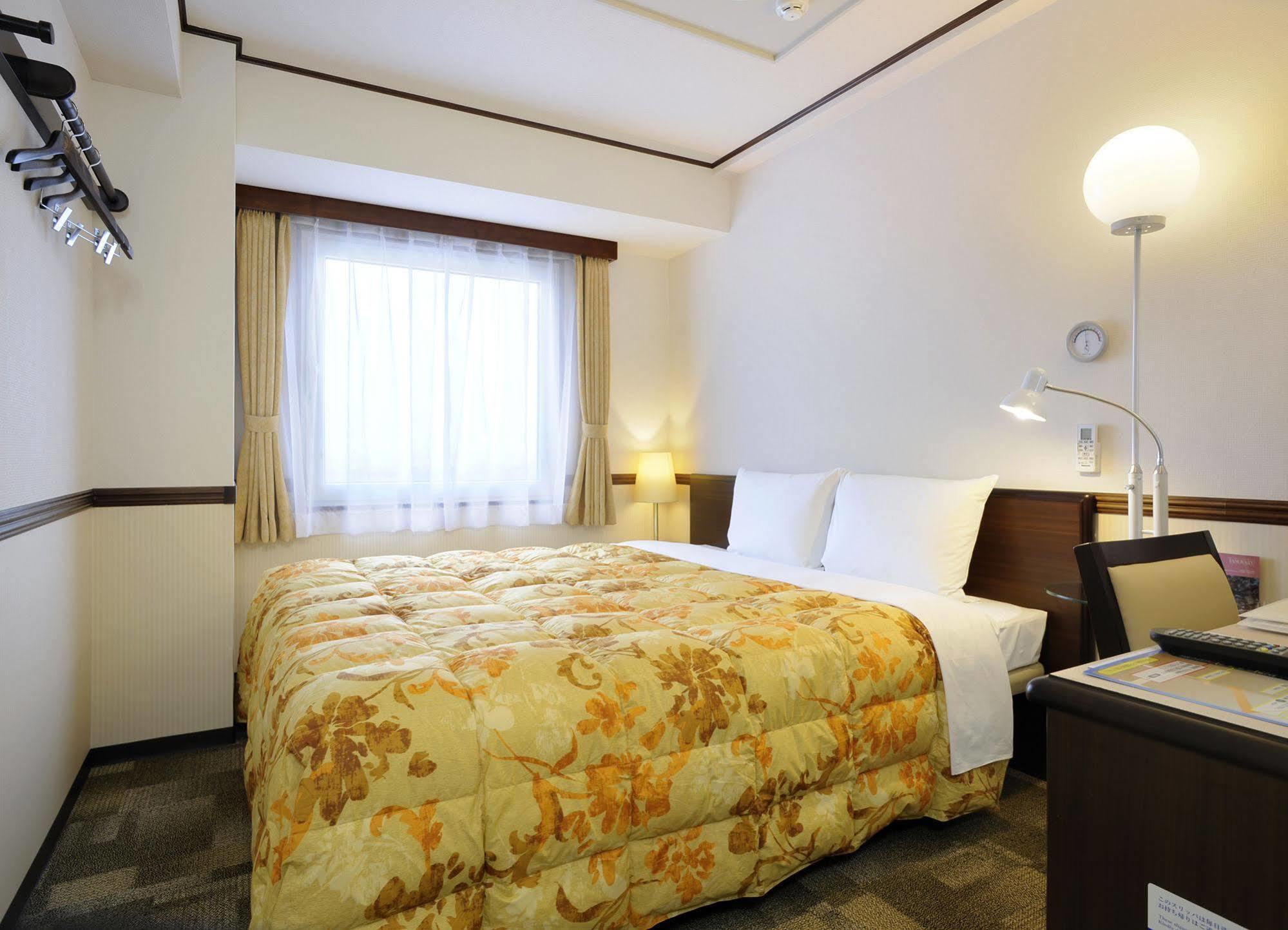Toyoko Inn Aioi Eki Shinkansen Guchi Extérieur photo